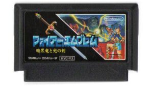 レトロゲームカセットの手入れをする