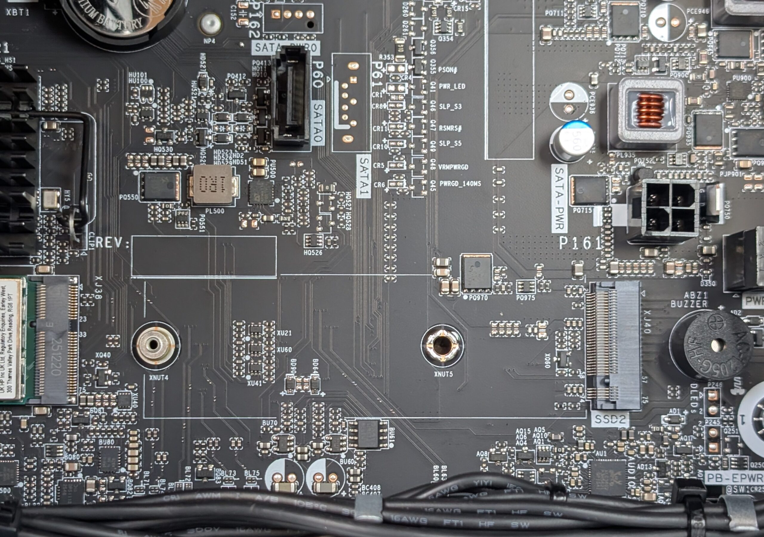 拡張用M.2 SSDスロット